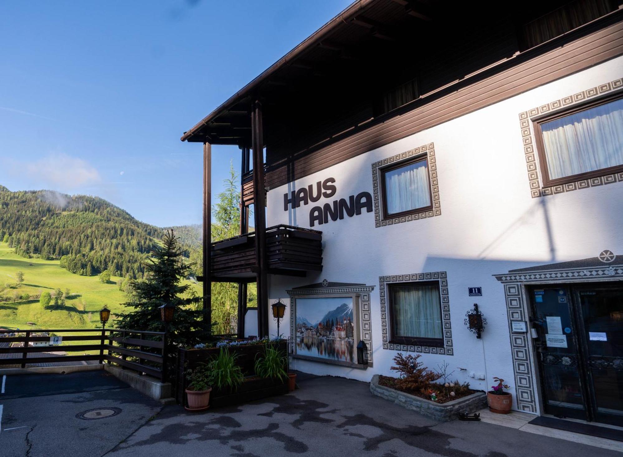 Haus Anna - Kaernten Card Im Sommer Inklusive Bad Kleinkirchheim Exterior photo