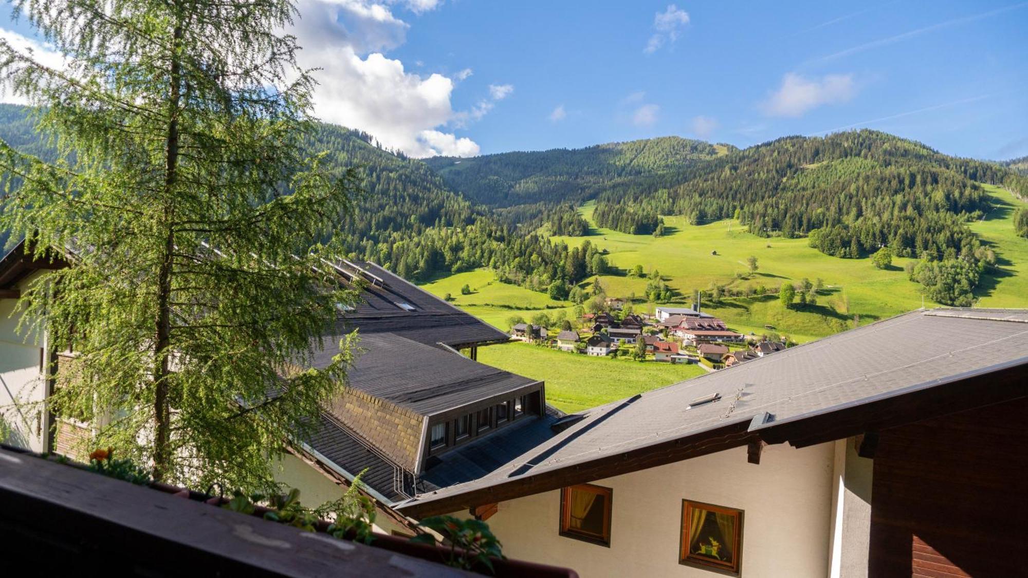 Haus Anna - Kaernten Card Im Sommer Inklusive Bad Kleinkirchheim Exterior photo